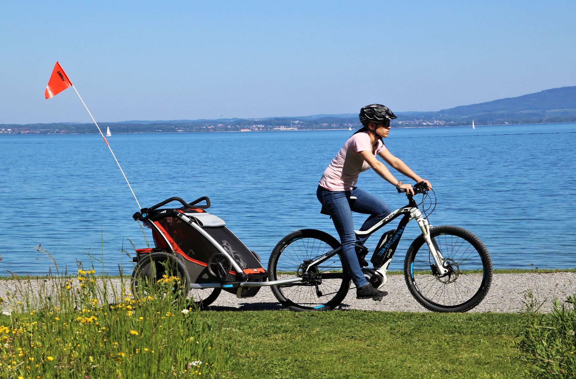 burgenland-radfahren-anhänger-amsee.jpg